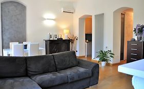 Flat 81